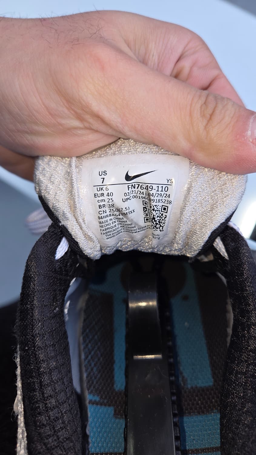 Nike Zoom Vomero 5 250 상품이미지7