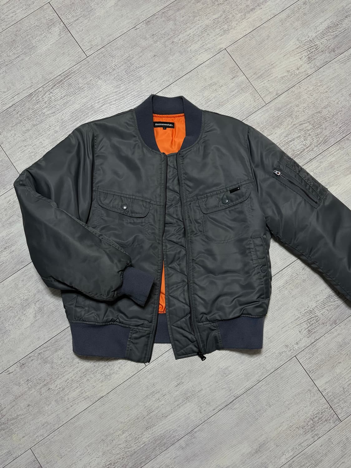 디스이즈네버댓 패딩자켓 상품이미지1