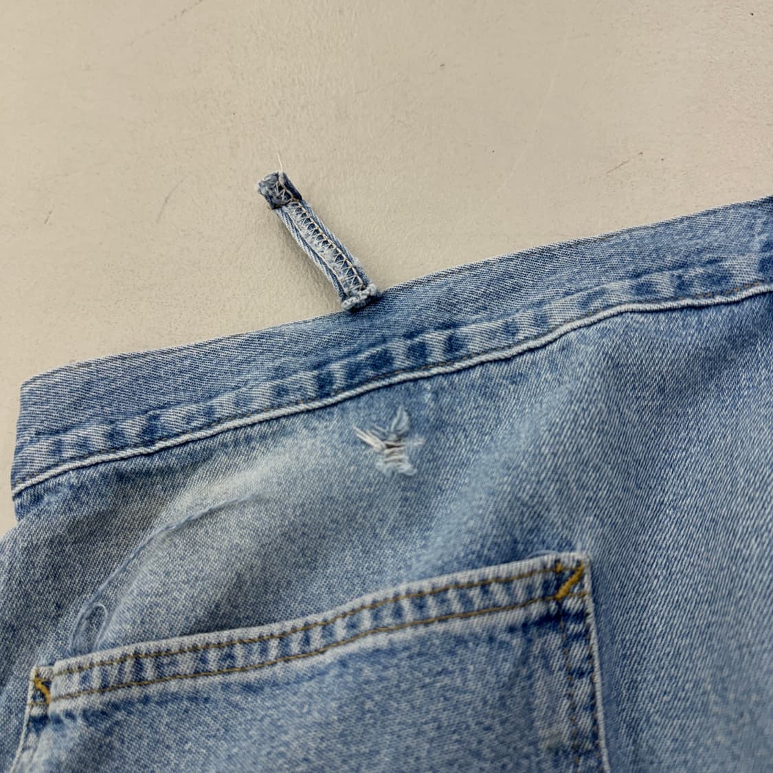 칼하트 OG 가죽패치 카펜터 페이딩 와이드 워크 데님팬츠 상품이미지8