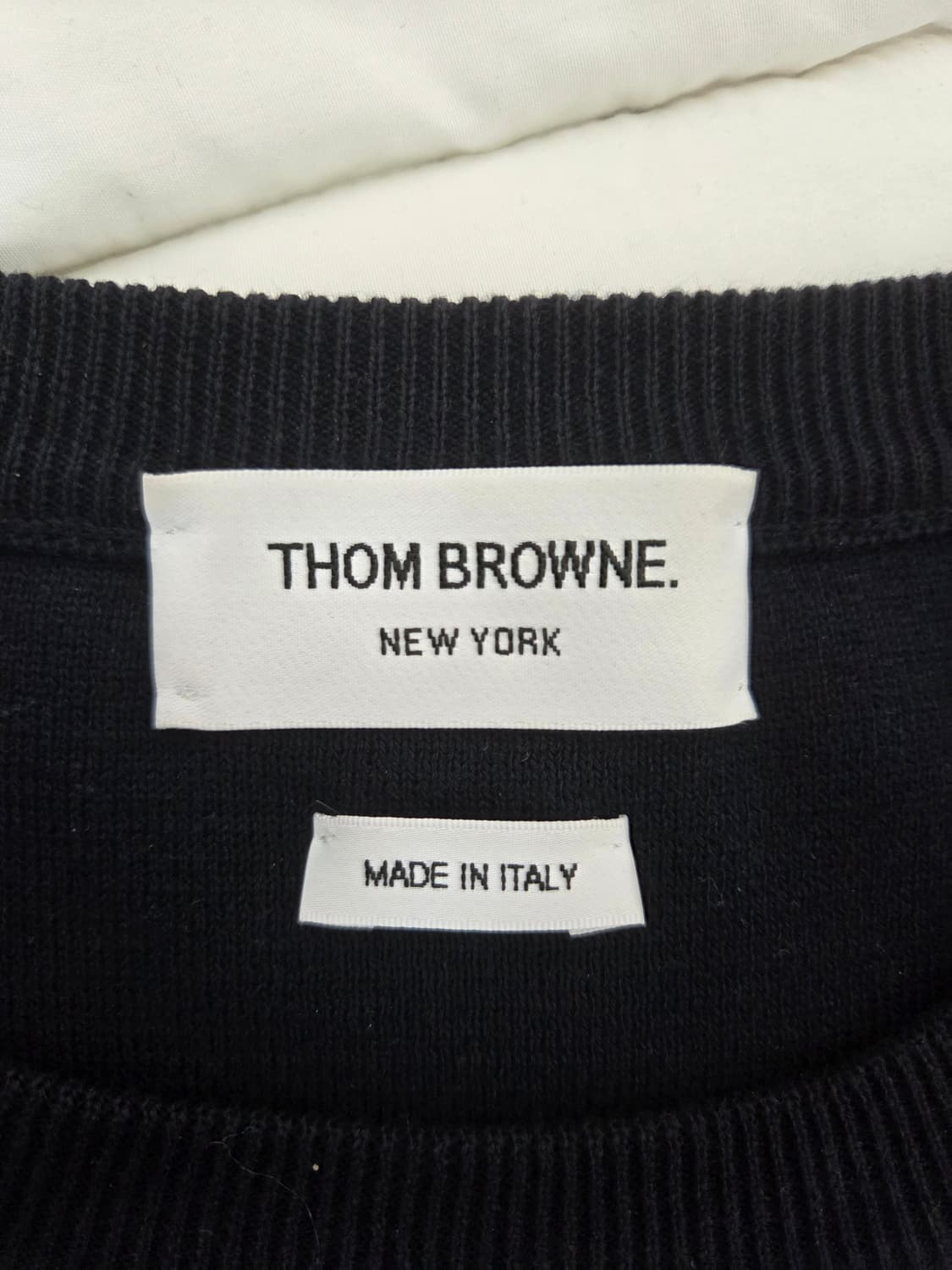 [S급] 톰브라운 밀라노스티치 금장 니트 3사이즈 상품이미지4