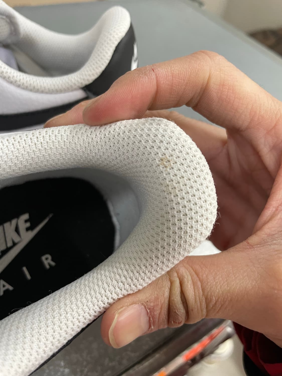 나이키 에어포스1 로우 화이트 블랙 240 상품이미지7