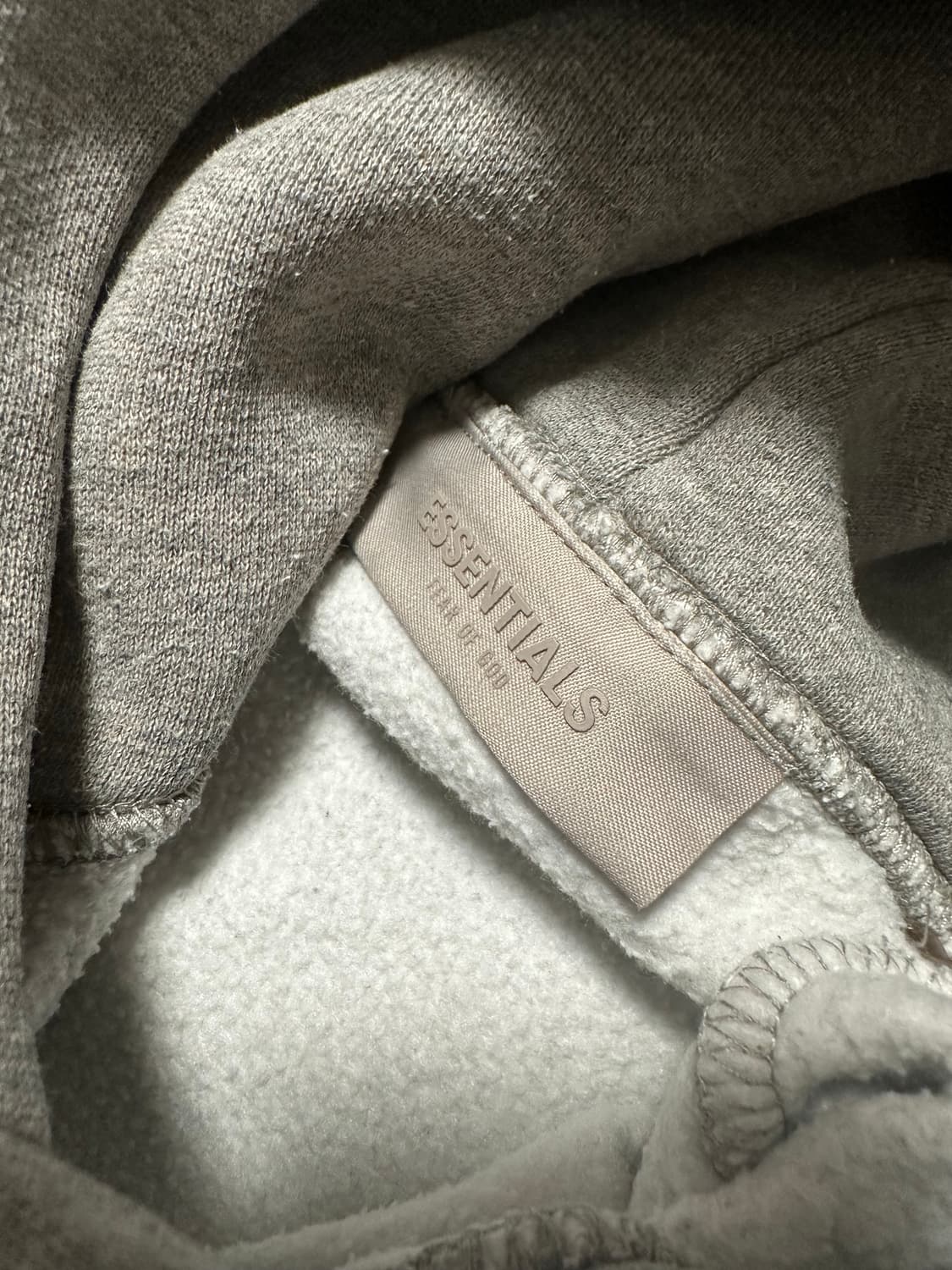 에센셜 플리스 후드 라이트 헤더 그레이 - 24FW 상품이미지5