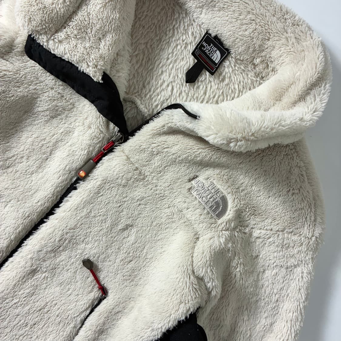 The North Face 노스페이스 90‘s 써밋 벌사로프트 쉐르파 플 상품이미지3