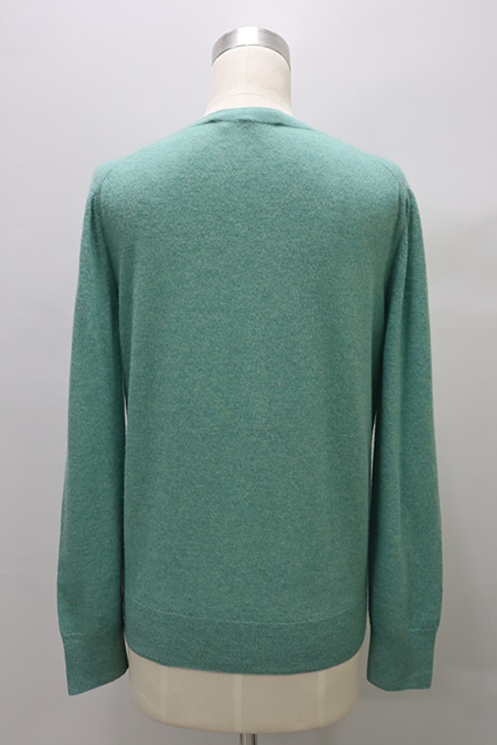 여성 바네사부르노 아떼 V넥 캐시미어혼방니트 소재얇음   상품이미지2