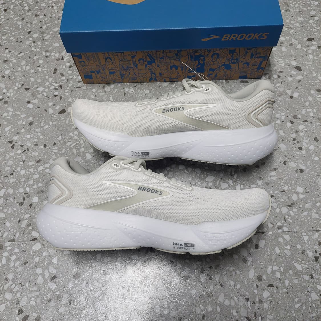 브룩스 여성 런닝화 빅사이즈 250 255 260 균일가 왕발 상품이미지10