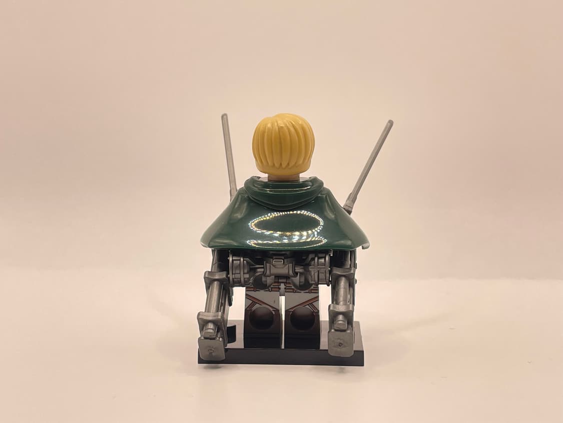 진격의 거인 피규어 엘빈 스미스(배송비 포함 가격) 상품이미지2