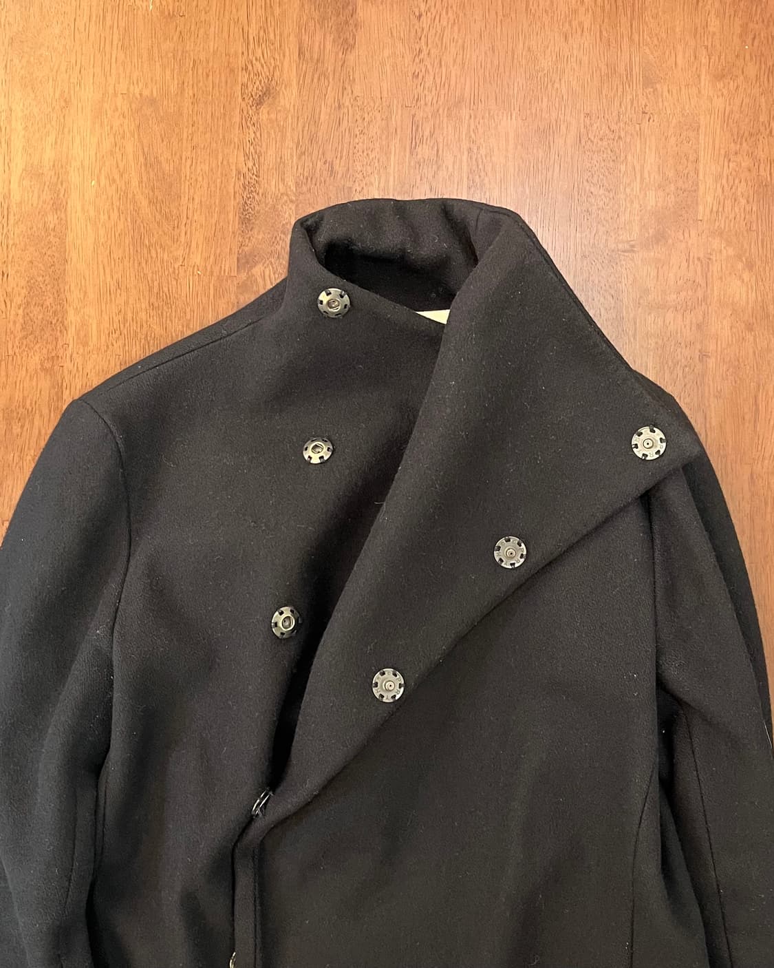 N4 울 비대칭 랩 코트 상품이미지5