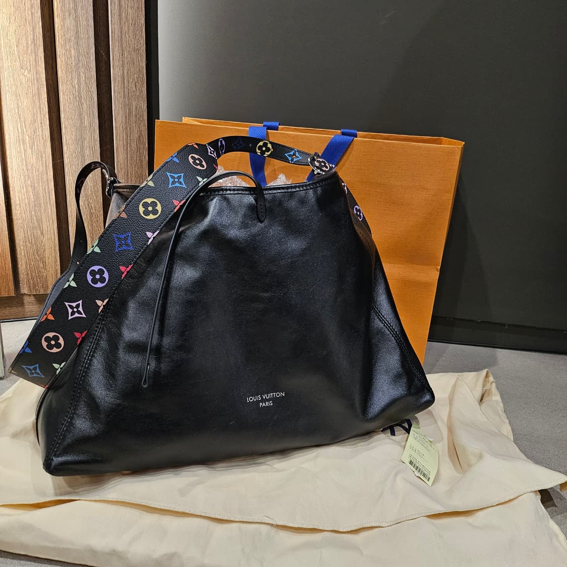 루이비통 무라카미 캐리올 바이브 숄더 MM 백 상품이미지5