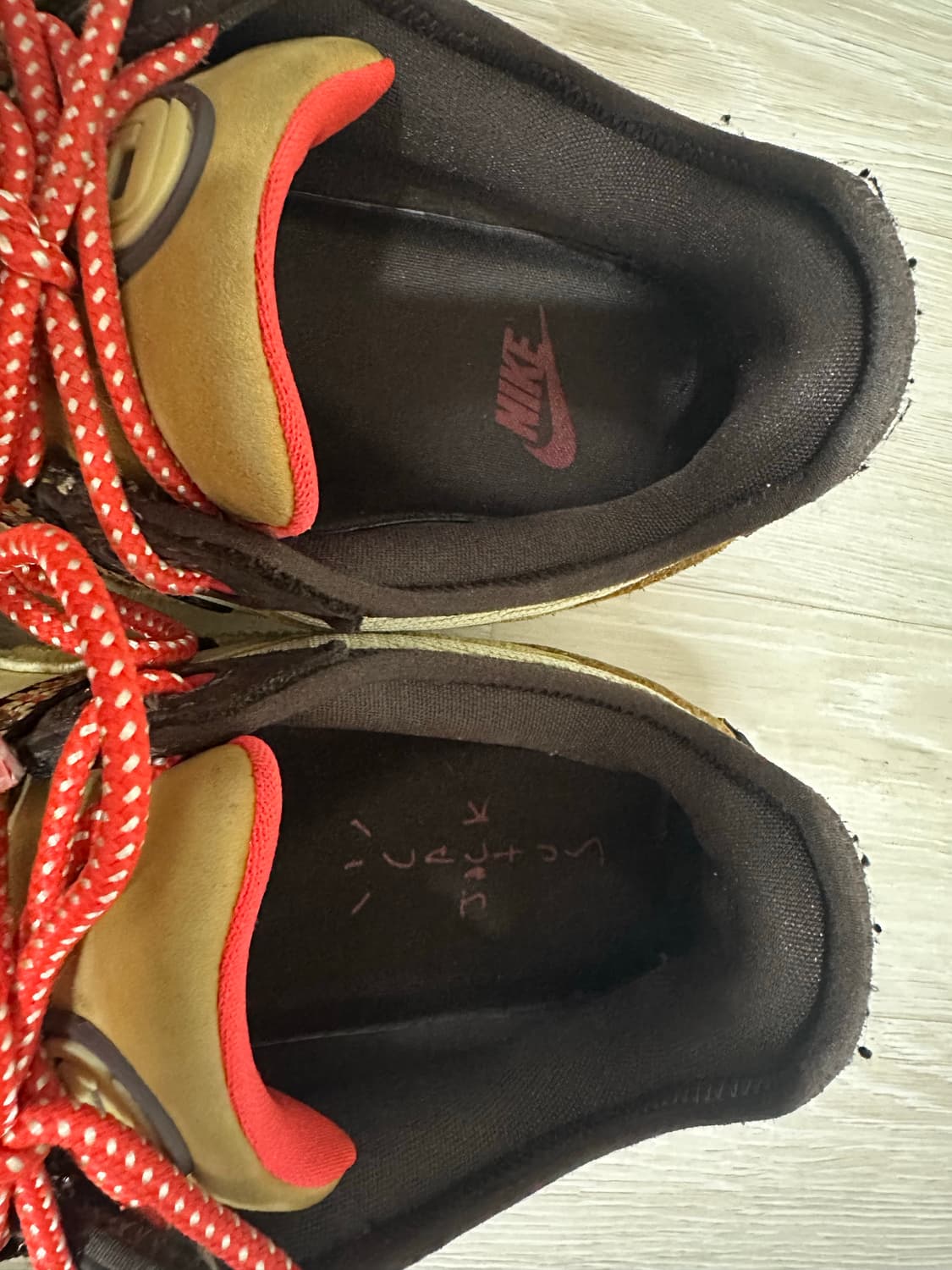 나이키 x 트래비스 스캇 에어맥스 1 캑터스 브라운 275 상품이미지2