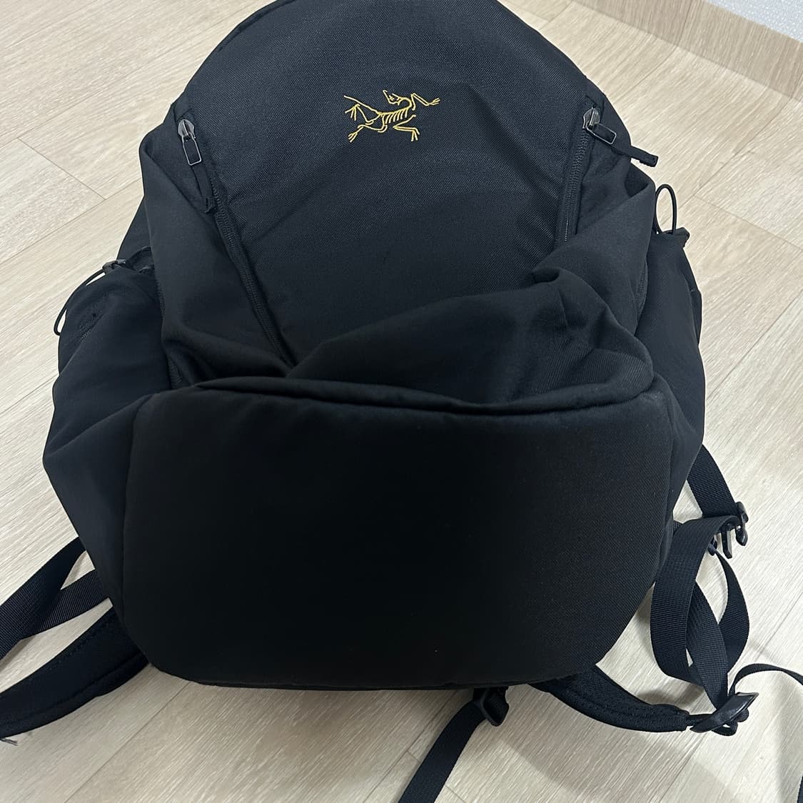 아크테릭스 맨티스 26 블랙 백팩 가방 상품이미지2