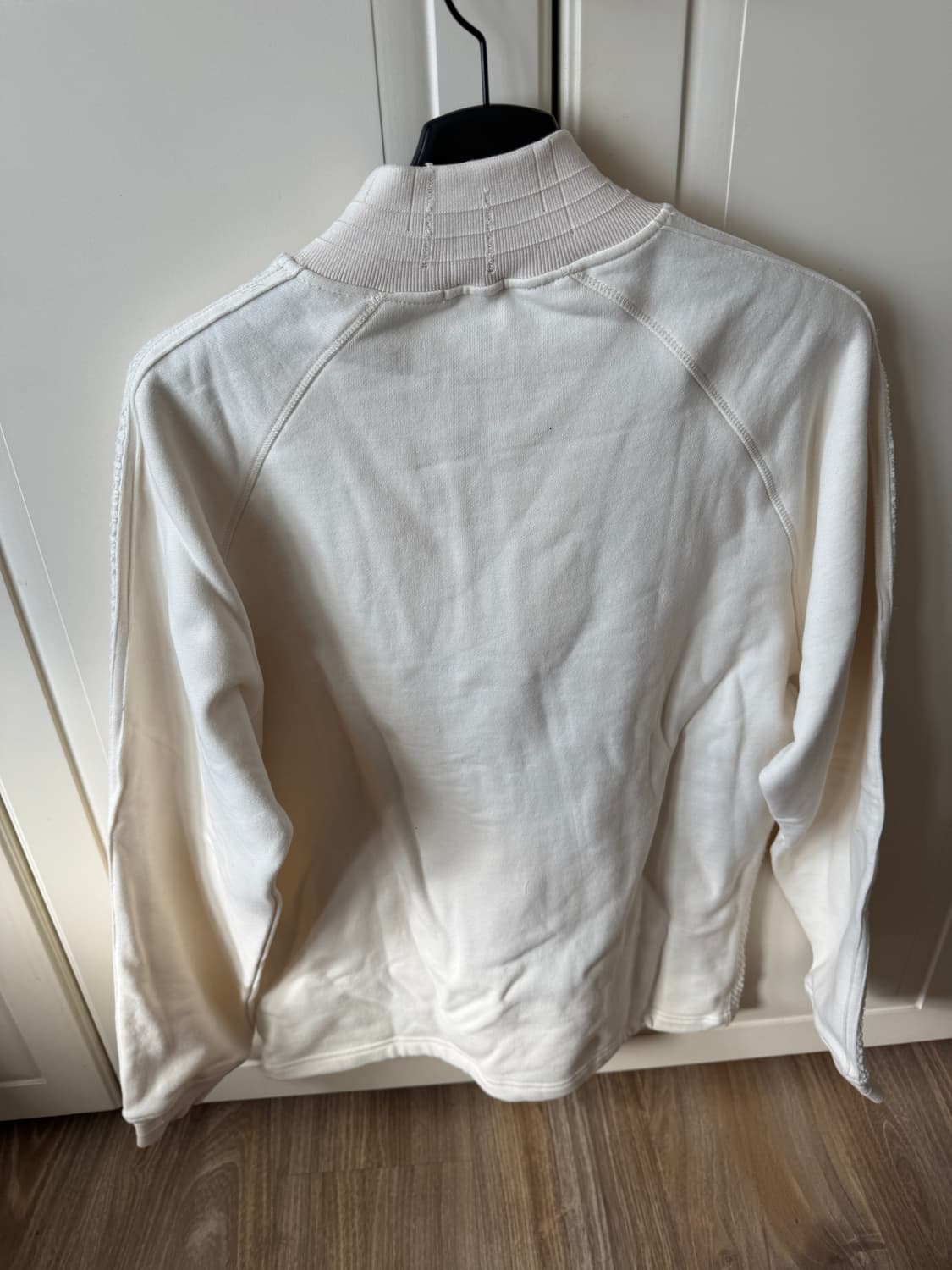 xlim 엑슬림 하프집업 화이트 2사이즈 상품이미지2