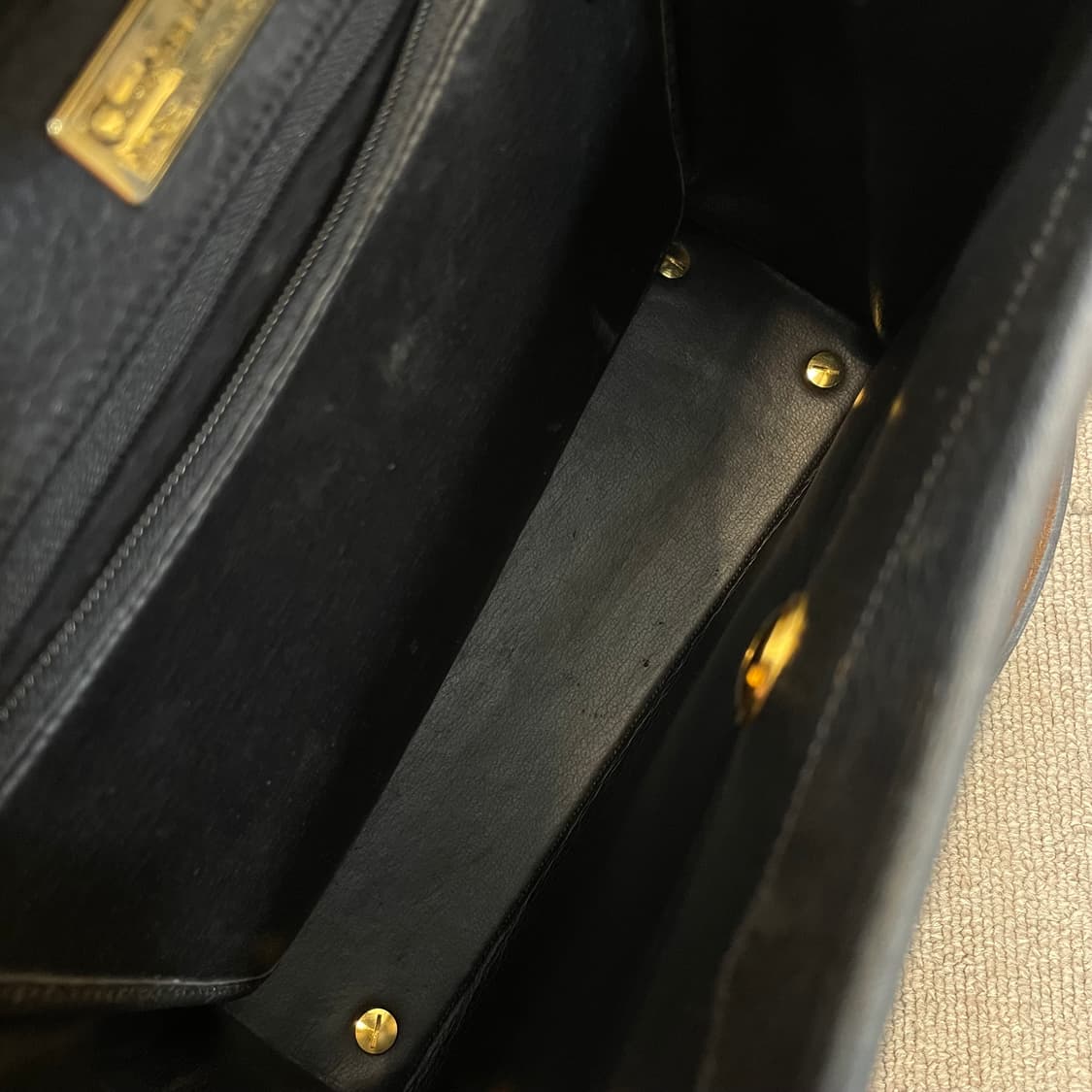 vintage Christian Dior 디올 빈티지 레더 백 상품이미지8