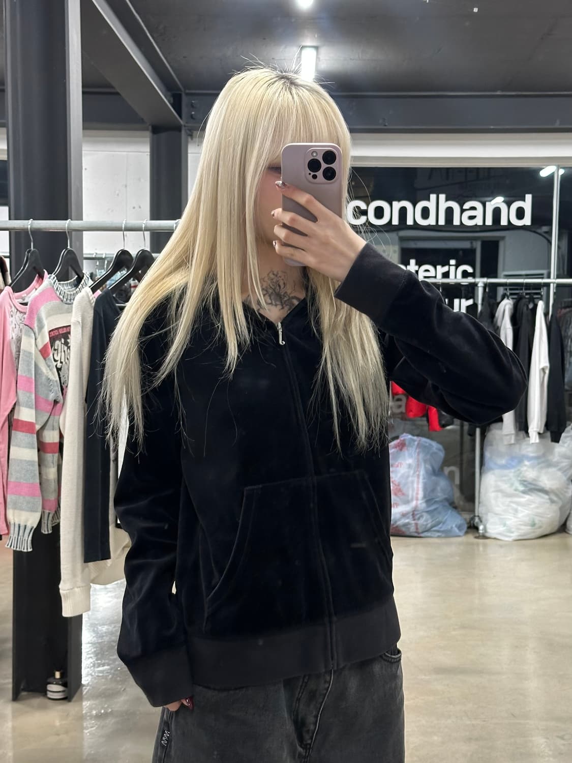  쥬시 꾸뛰르 블랙 벨벳 후드 집업  상품이미지1