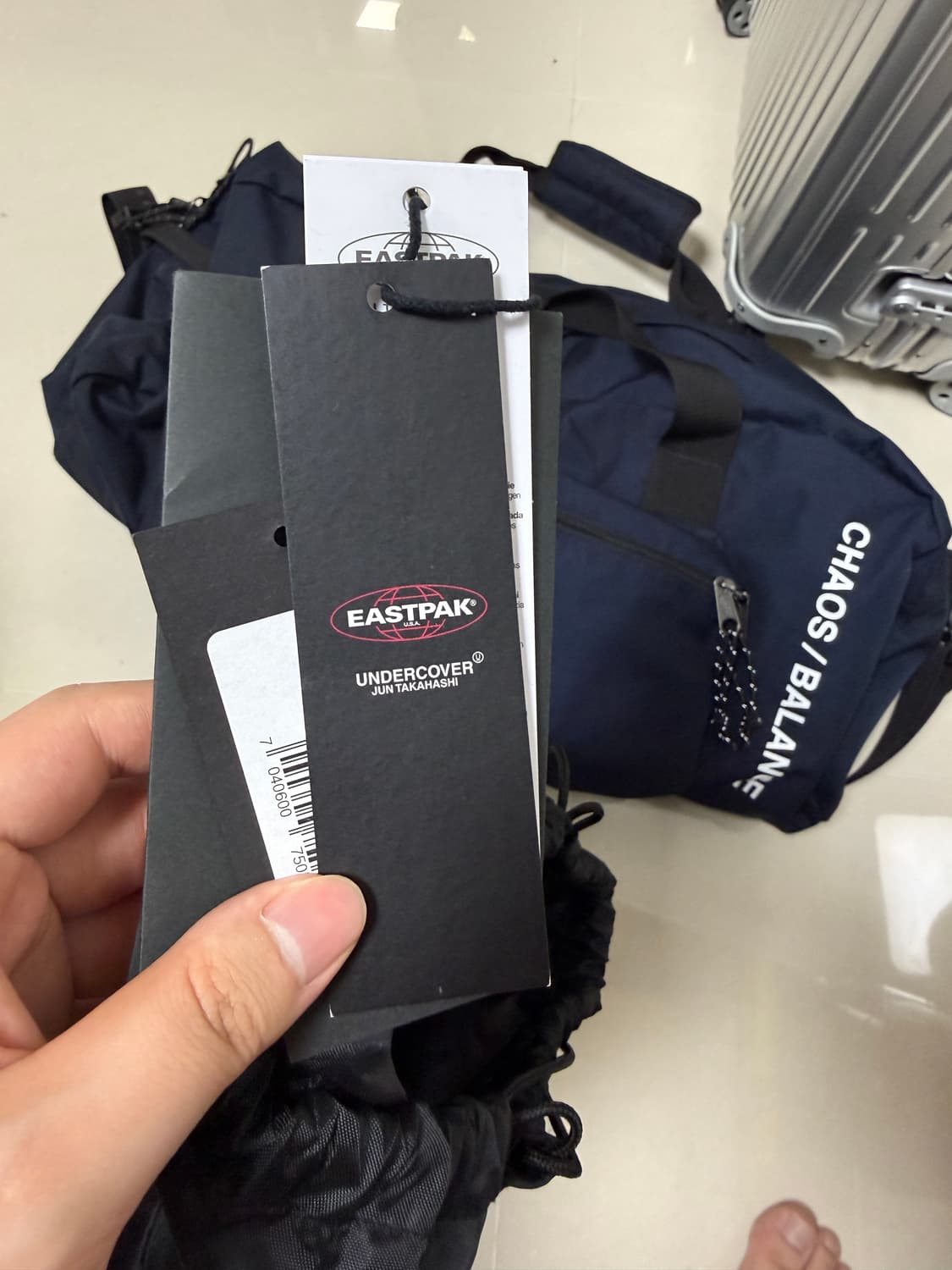이스트팩 언더커버 콜라보 더플백 상품이미지2