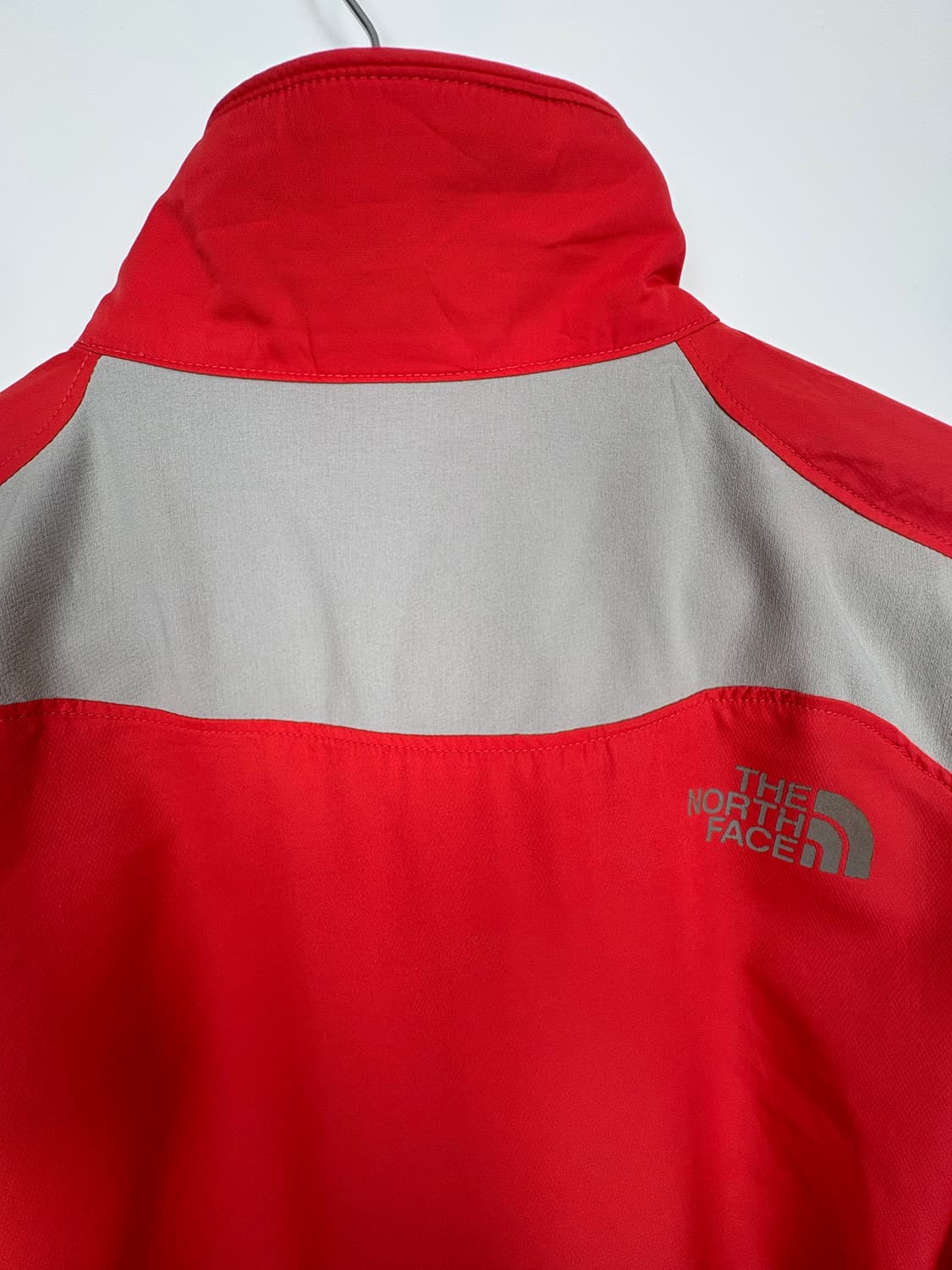 노스페이스 여성 바람막이 상품이미지4