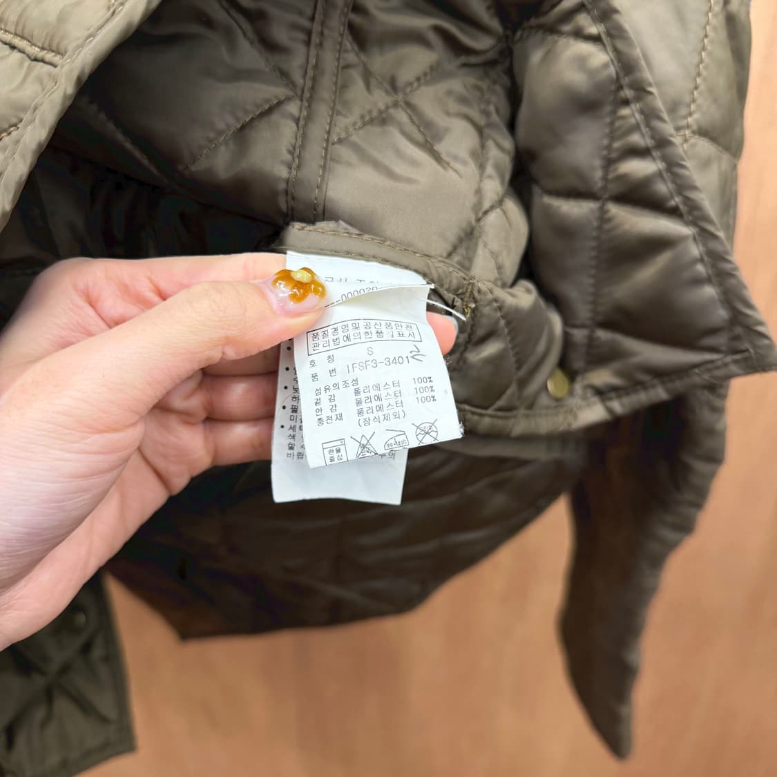 폴로 진스 컴퍼니 퀄팅 자켓 코듀로이 카라 배색 로고 패치 디테일 브라운 상품이미지8