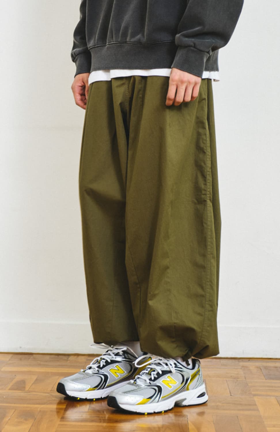 트래블 원턱 와이드 팬츠 M  상품이미지3