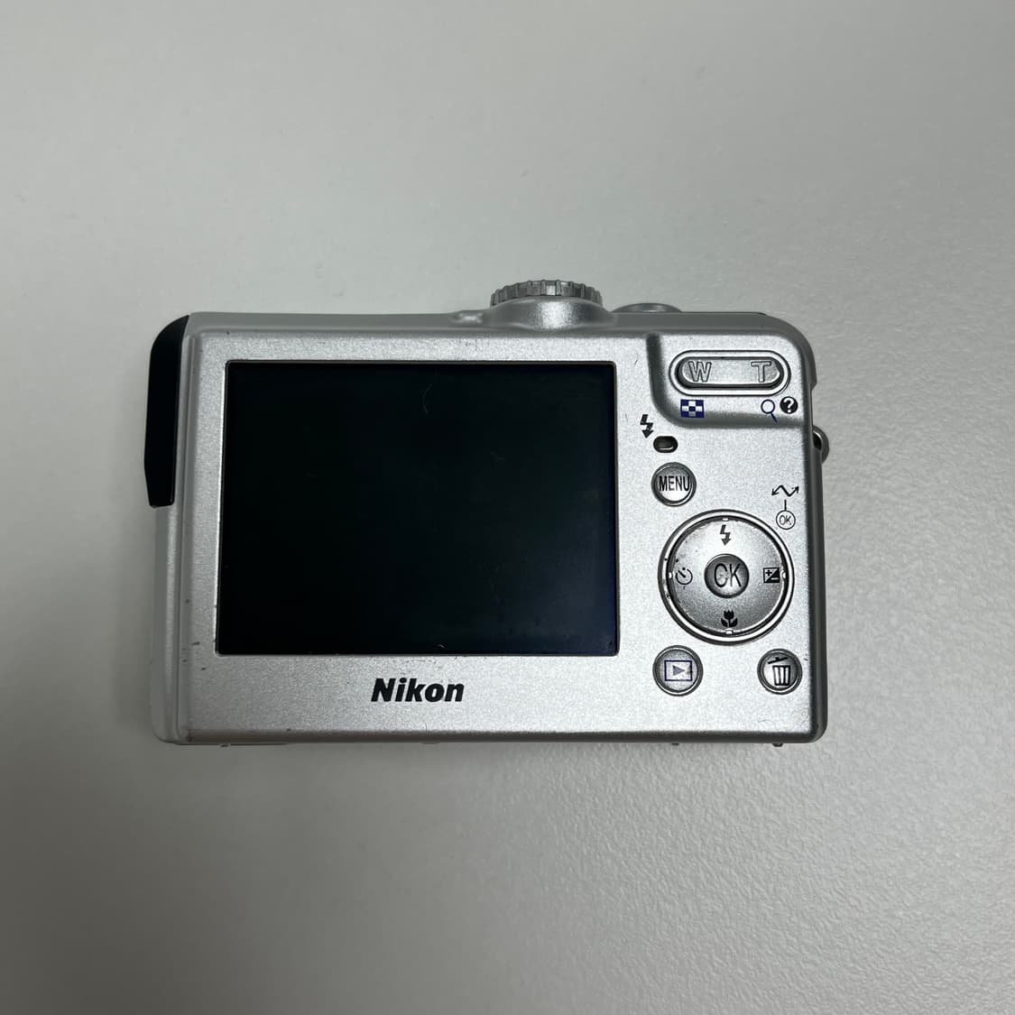 Nikon Coolpix P2 | 니콘 쿨픽스 P2 상품이미지2