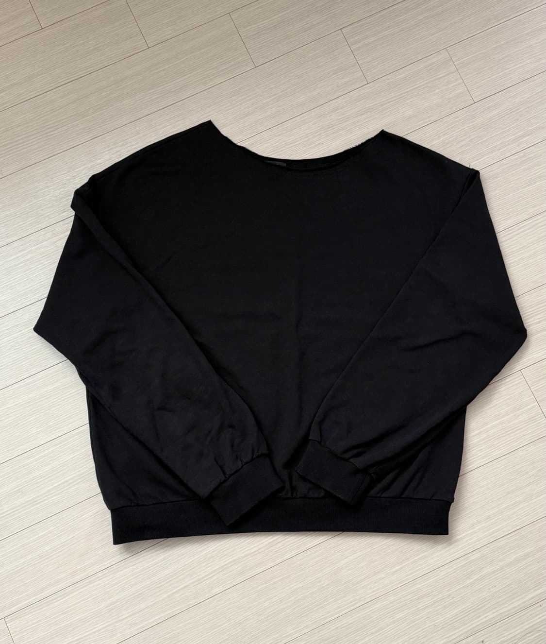 투머치택스 어시메트릭 원 숄더 스웨트셔츠 블랙 맨투맨 상품이미지3