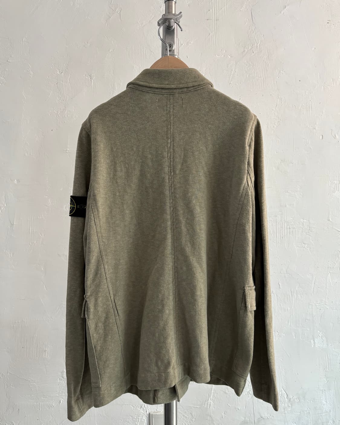 Stone Island 스톤아일랜드 올리브 그린 컬러 카라 필드 자켓 상품이미지7