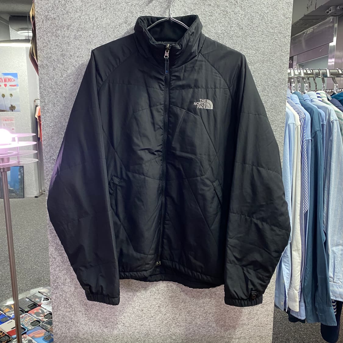 노스페이스 자수 스몰로고 블랙 경량 점퍼B3121 상품이미지2