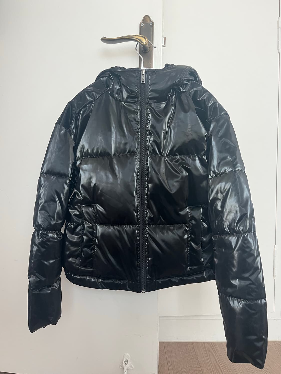 홀리스터 크롭패딩 유광 상품이미지2