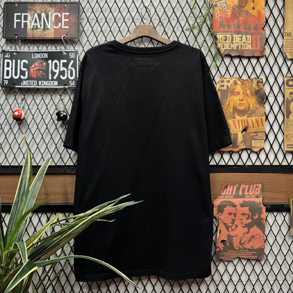 헤론 프레스톤 빈티지 반팔 티셔츠 전면 프린팅 포인트 블랙 상품이미지2