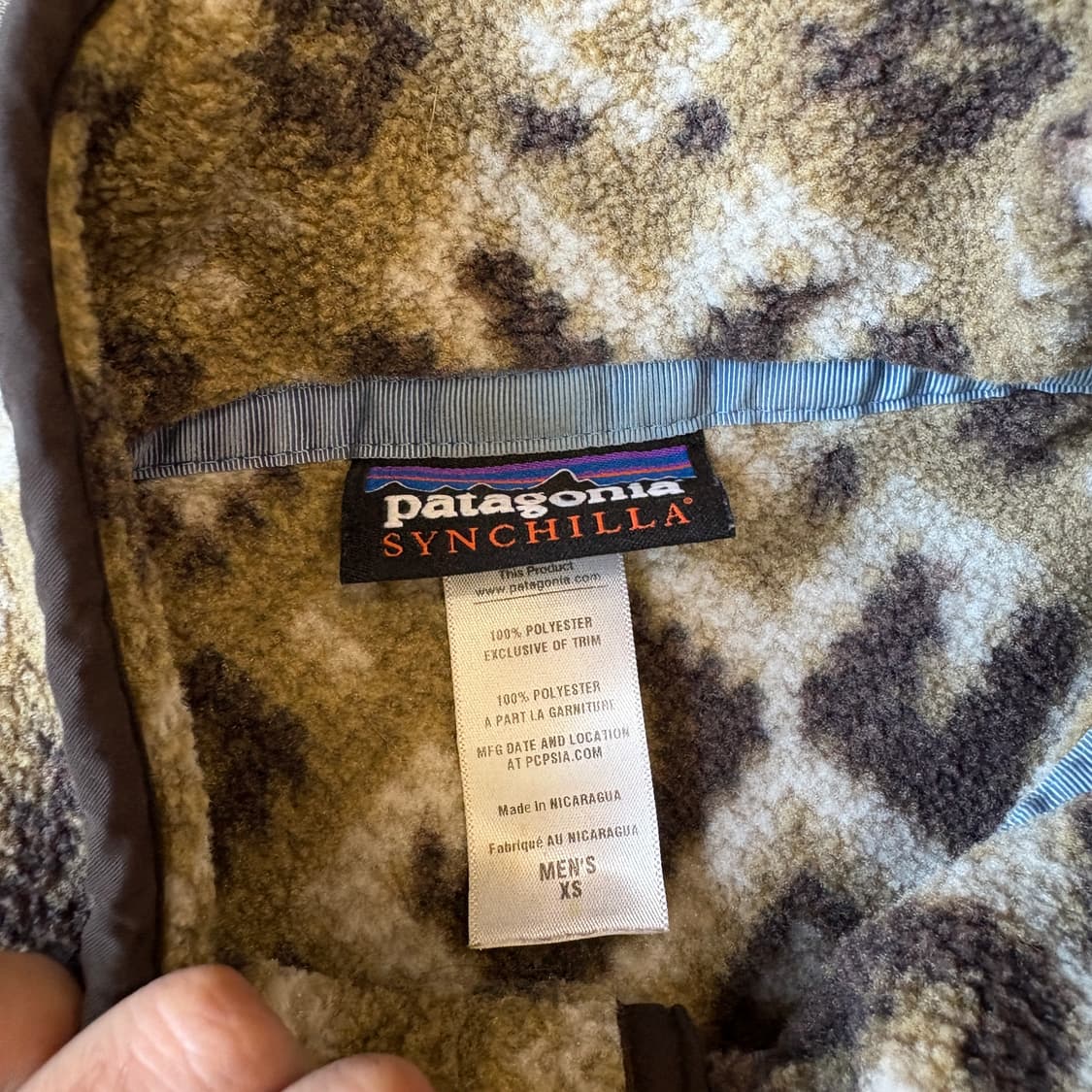 파타고니아 정품 신칠라 스냅티  상품이미지5