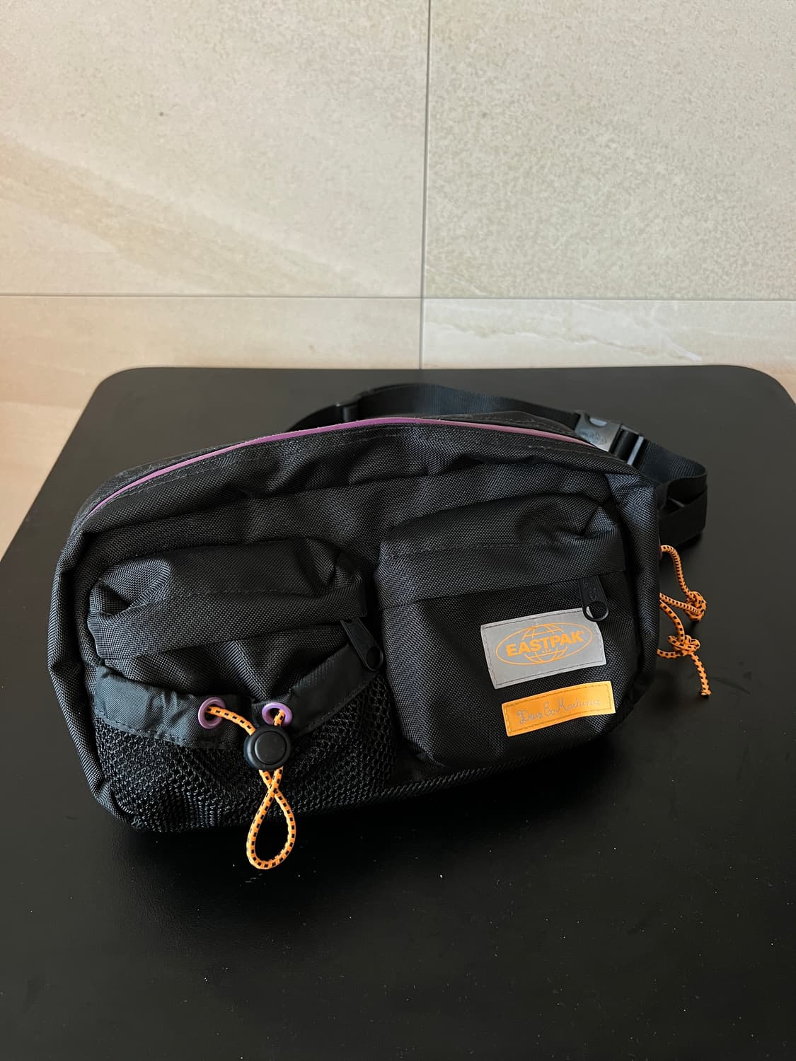 [희귀] 이스트팩 x 데우스 엑스 마키나 콜라보 웨이스트백/슬링백 상품이미지1