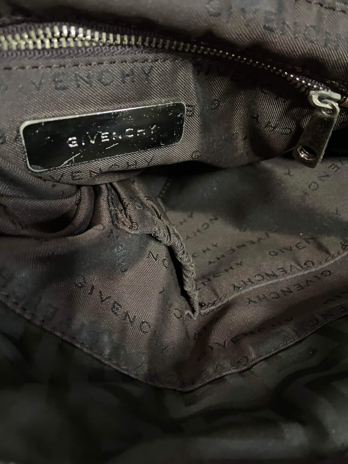 지방시 크로스백 ((귀한 보물같은 제품)) 상품이미지5