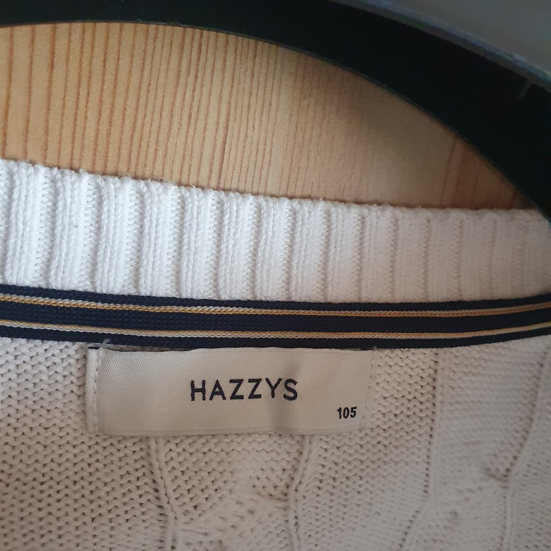 헤지스 꽈배기 니트105 상품이미지3