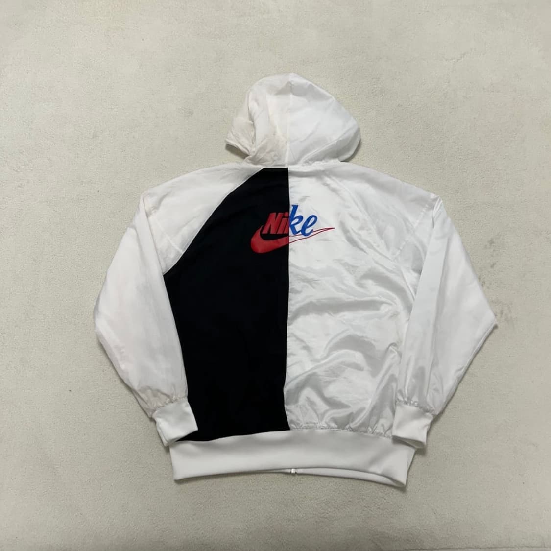 나이키 윈드러너 바람막이 상품이미지2