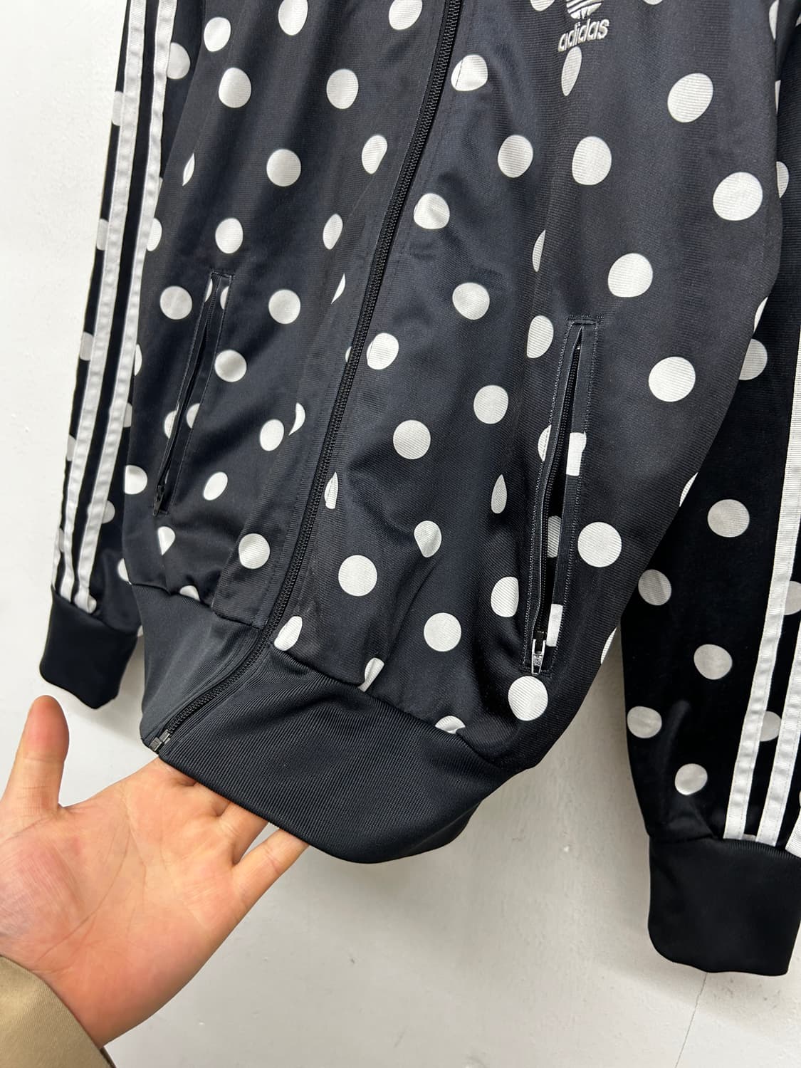 아디다스 삼선 도트 트랙탑 져지 블랙 상품이미지3