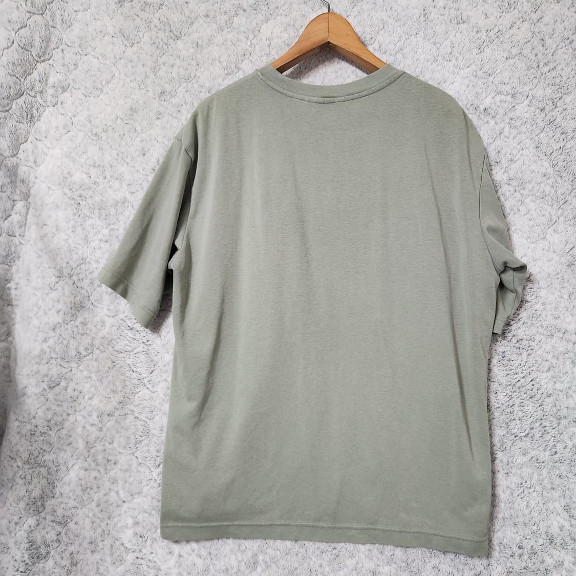  450B [XL] 유니클로U 반팔 티셔츠 상품이미지3