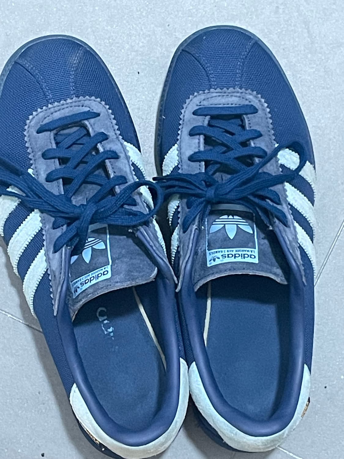아디다스 신발 상품이미지1