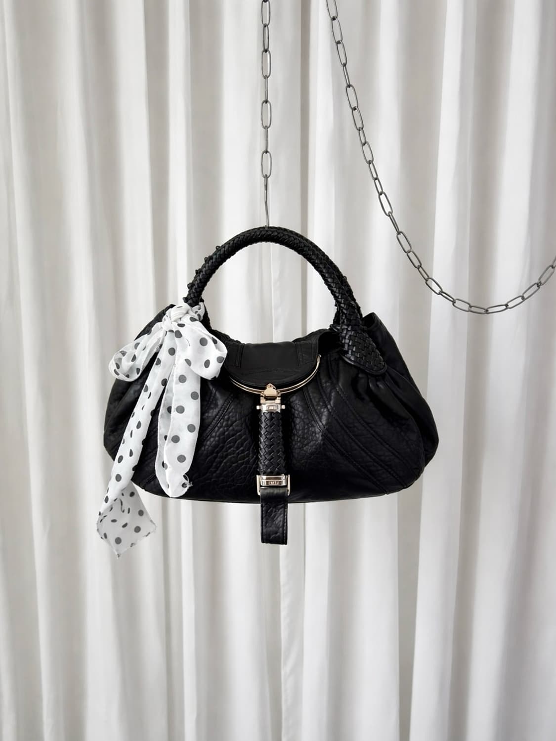 펜디 스파이 숄더백 상품이미지1