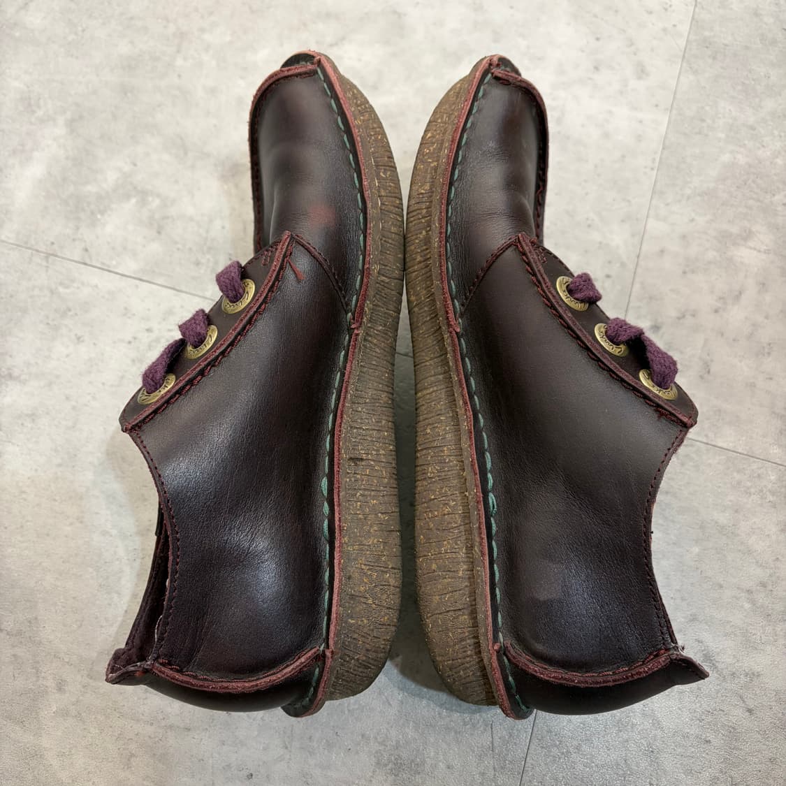 235 Clarks 클락스 컴포트 캐주얼 스니커즈 레더 슈즈 버건디 상품이미지3