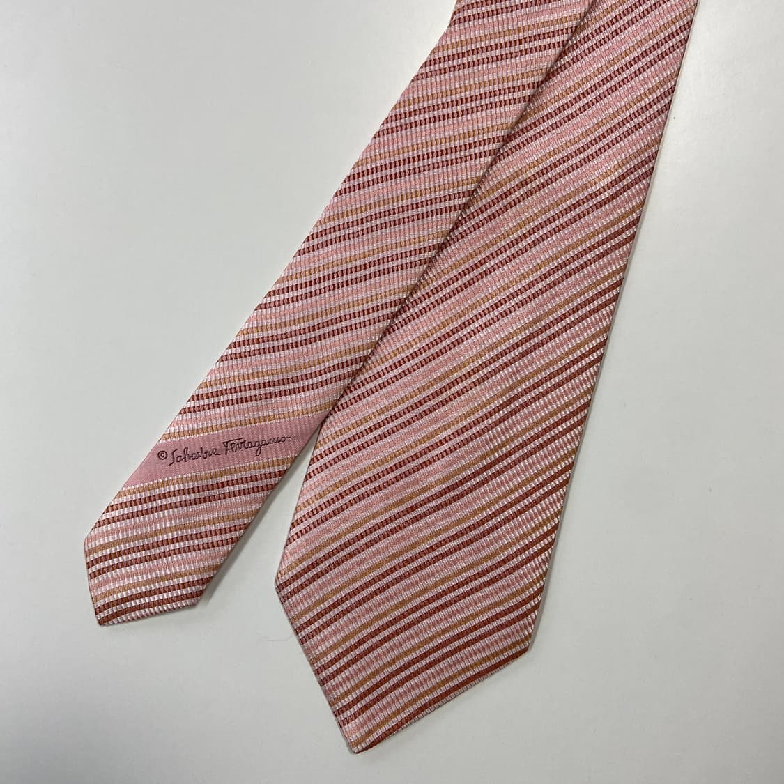 페레가모(Ferragamo) 명품 정품 넥타이 상품이미지2