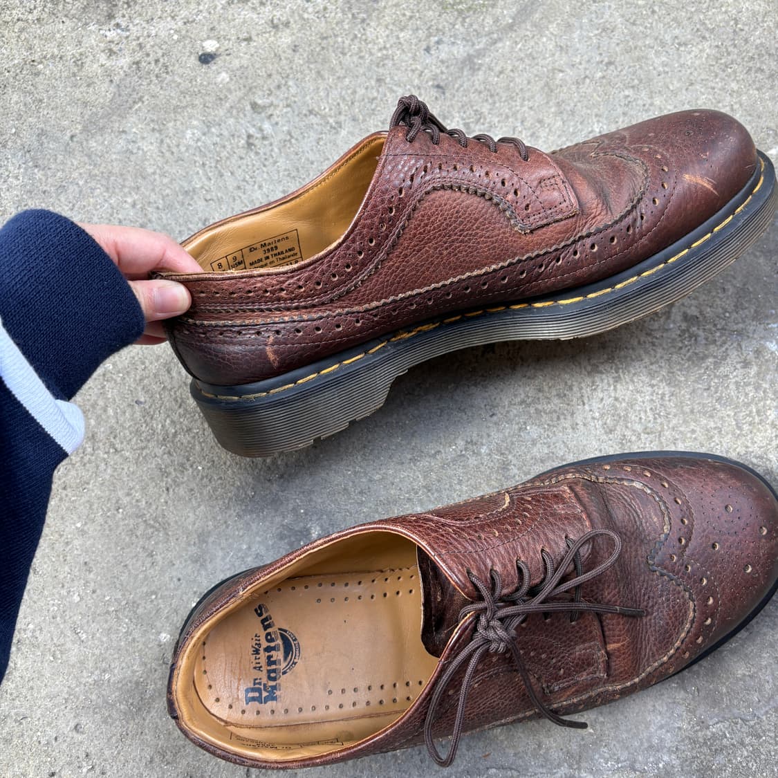 Dr. Martens 닥터마틴 윙팁 로퍼 (270) 상품이미지5