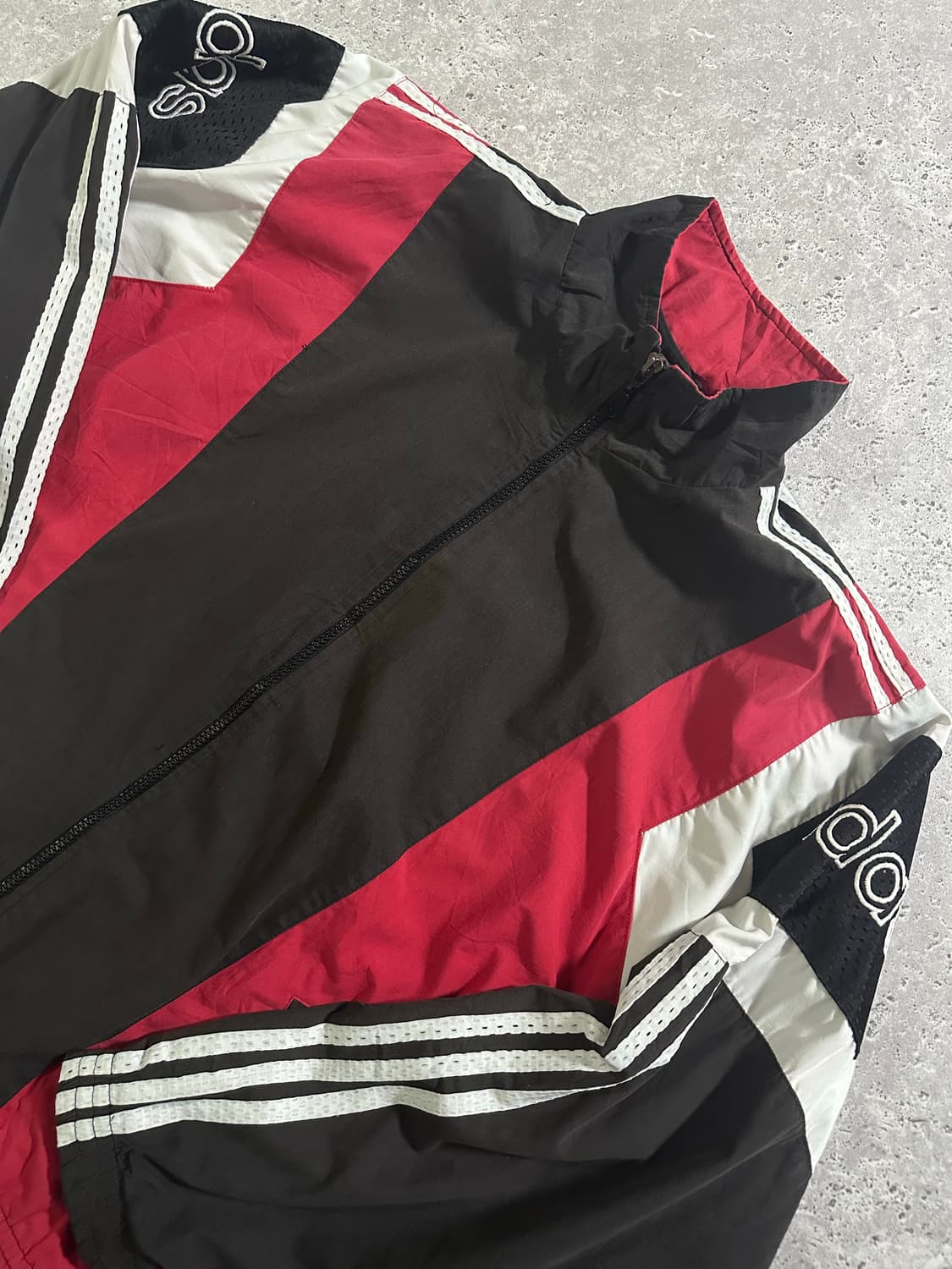 80s-90s 아디다스 어깨 워드마크 사이드 삼선 바람막이 상품이미지1