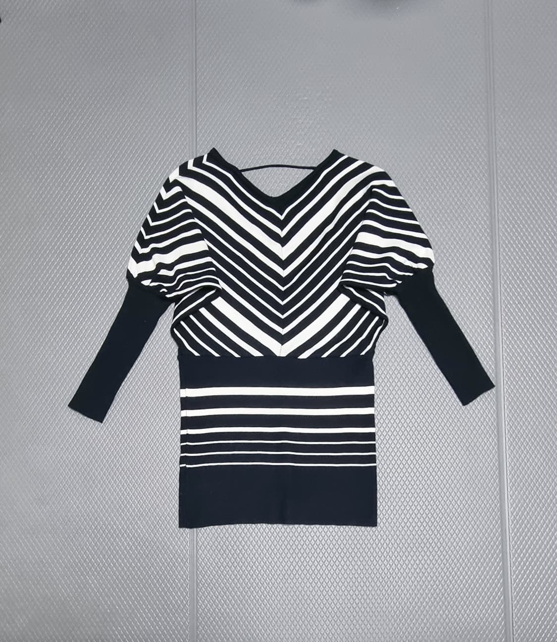 단가라 니트 원피스 상품이미지3