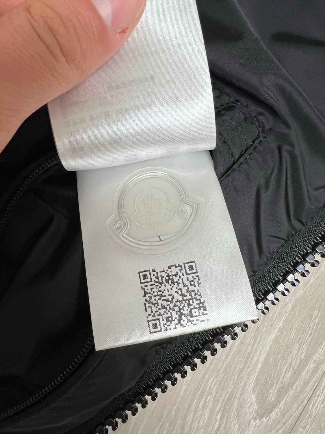 [블랙 3/새상품급] 23F/W몽클레어 마야프 패딩 3사이즈 풀구성 상품이미지8