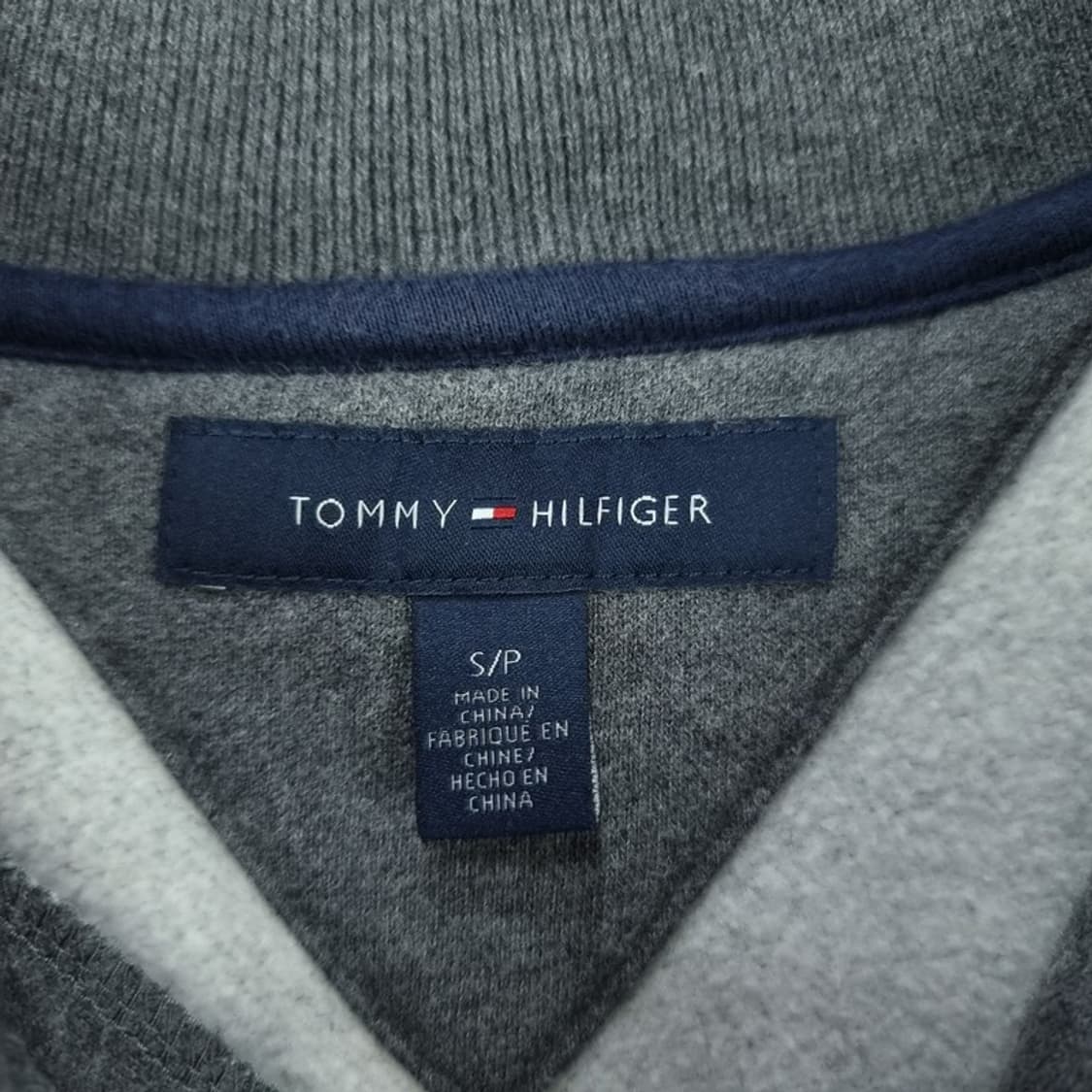 [타미힐피거] 하프집업 반집업 맨투맨 챠콜 M19923 상품이미지8