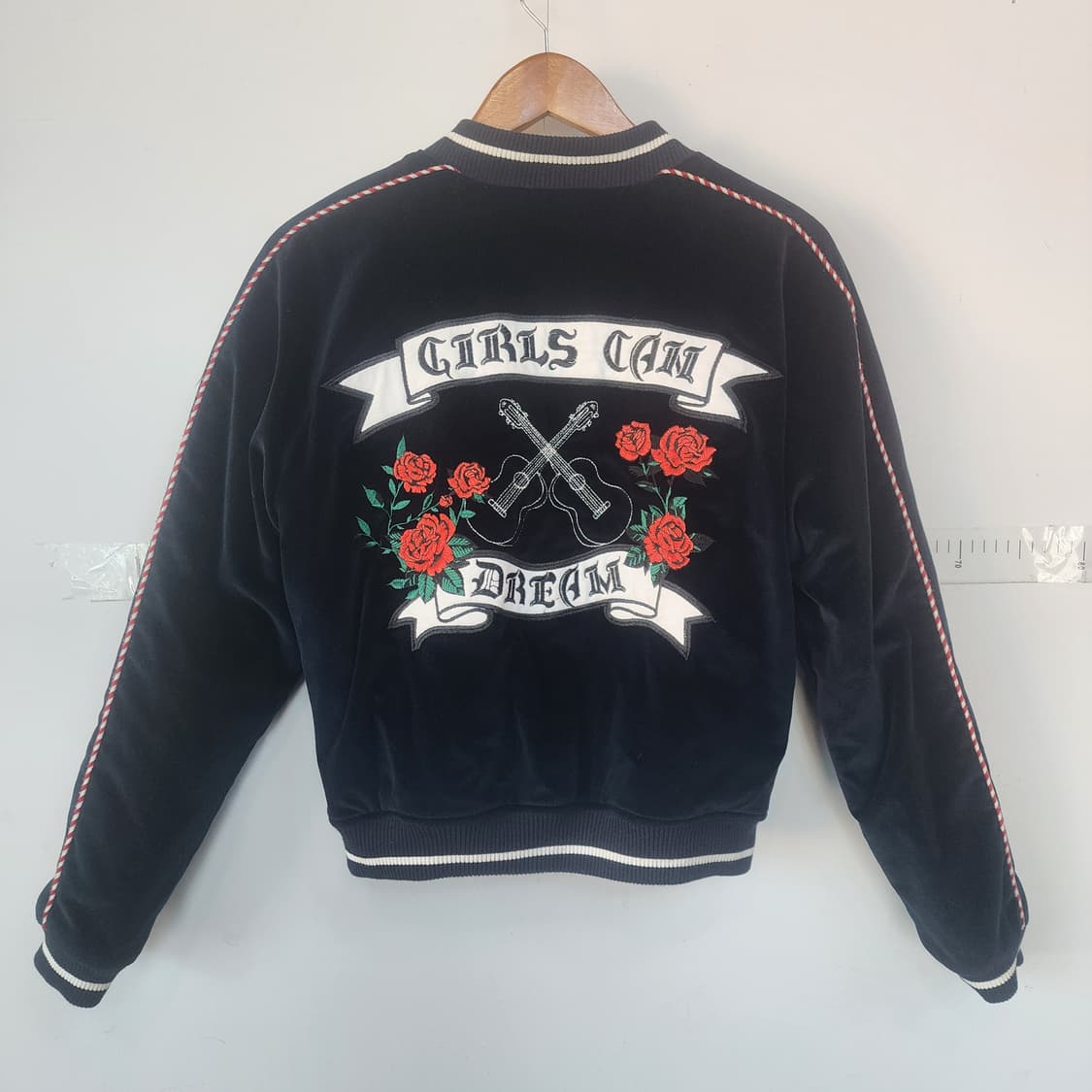 산드로 검정 벨벳 장미 자수 항공 점퍼 상품이미지7