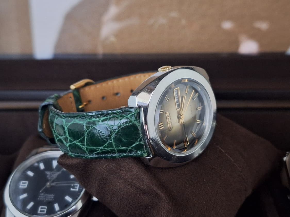 시티즌 70s 빈티지 오토매틱 스퀘어드 시계 판매합니다 상품이미지6