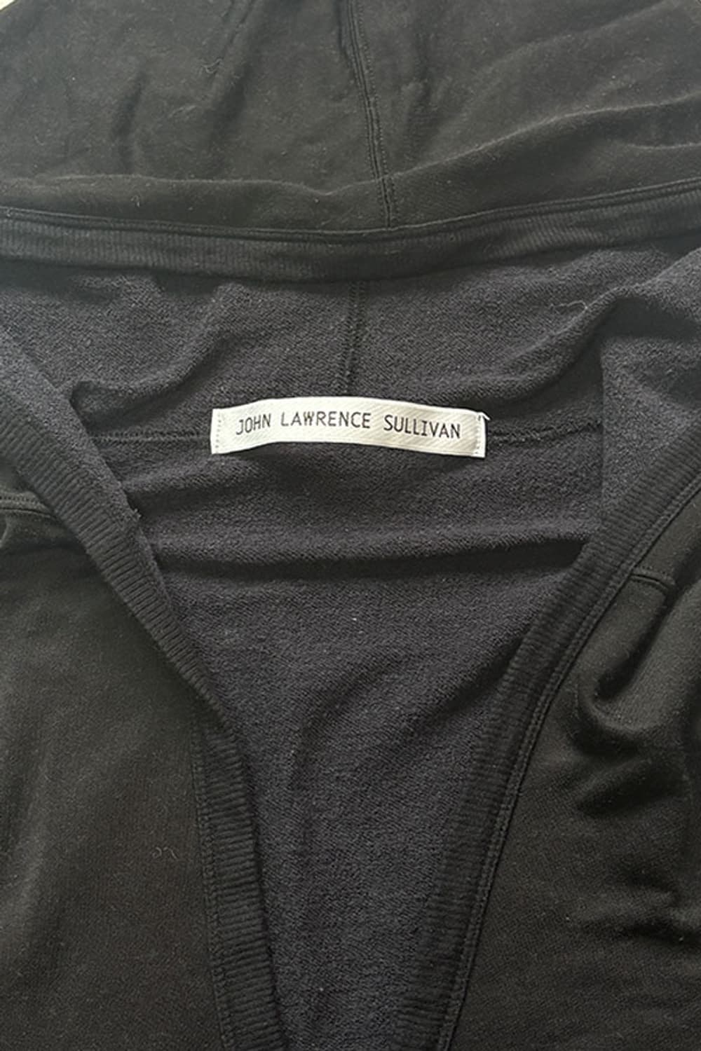JOHN LAWRENCE SULLIVAN Deep V-Neck hood 상품이미지5