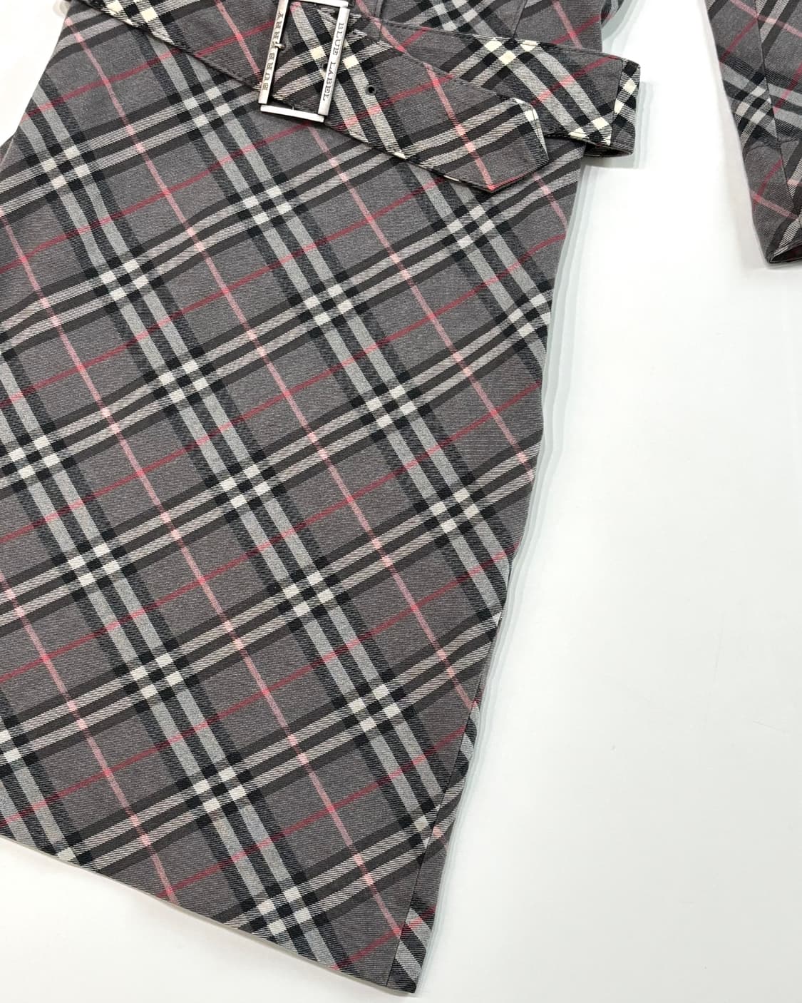 Burberry 버버리 블루라벨 그레이 노바체크 벨티드 셔츠 원피스 상품이미지8