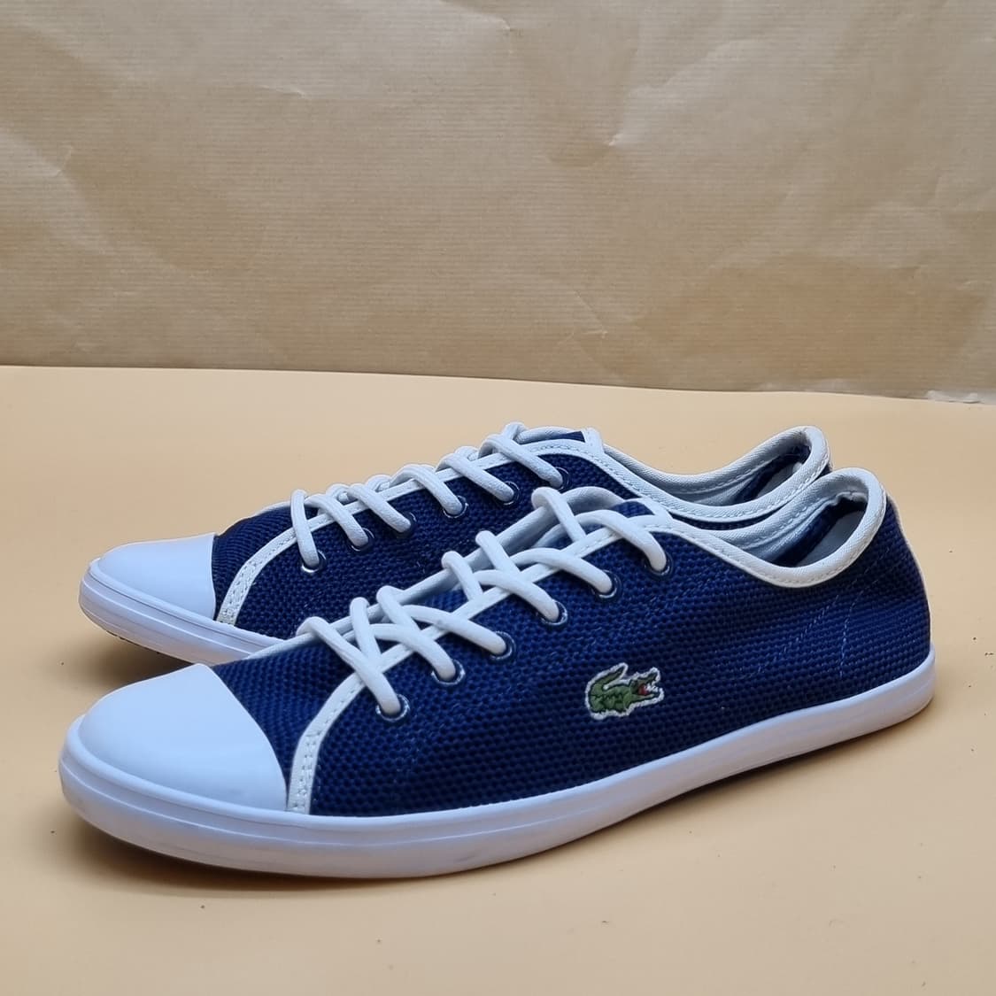 라코스테 네이비 스니커즈37 225~230 상품이미지1
