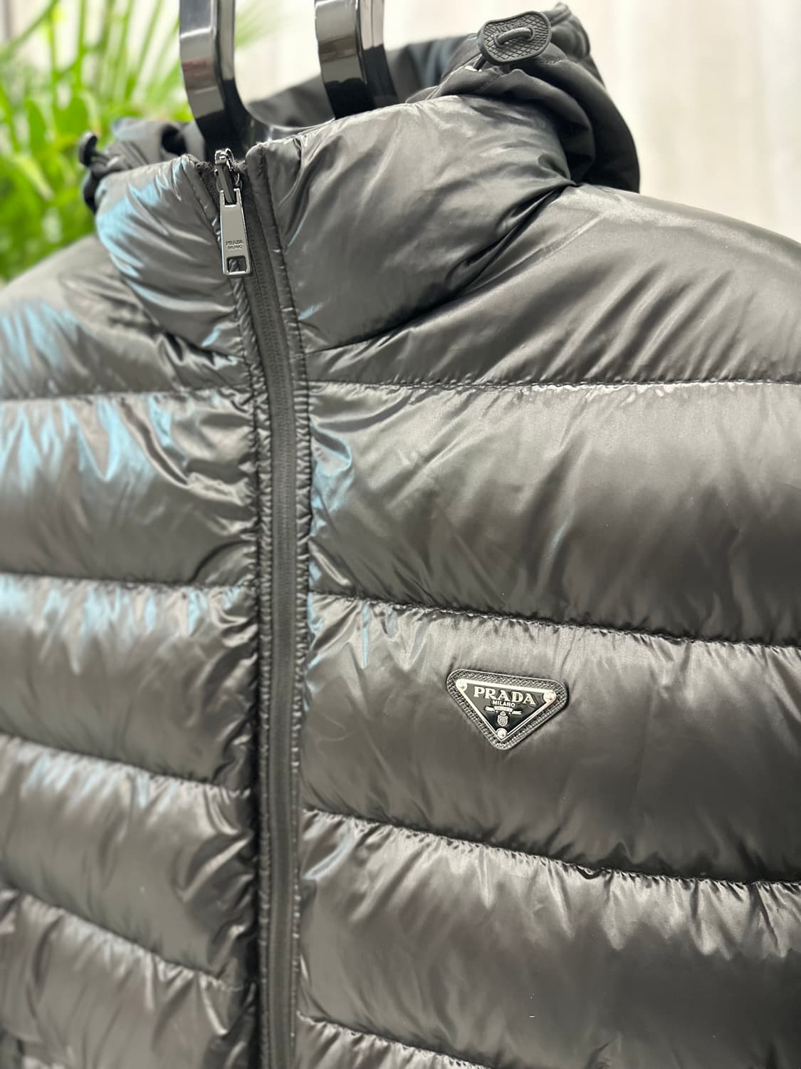 프라다 리버시블 패딩 XL 상품이미지6
