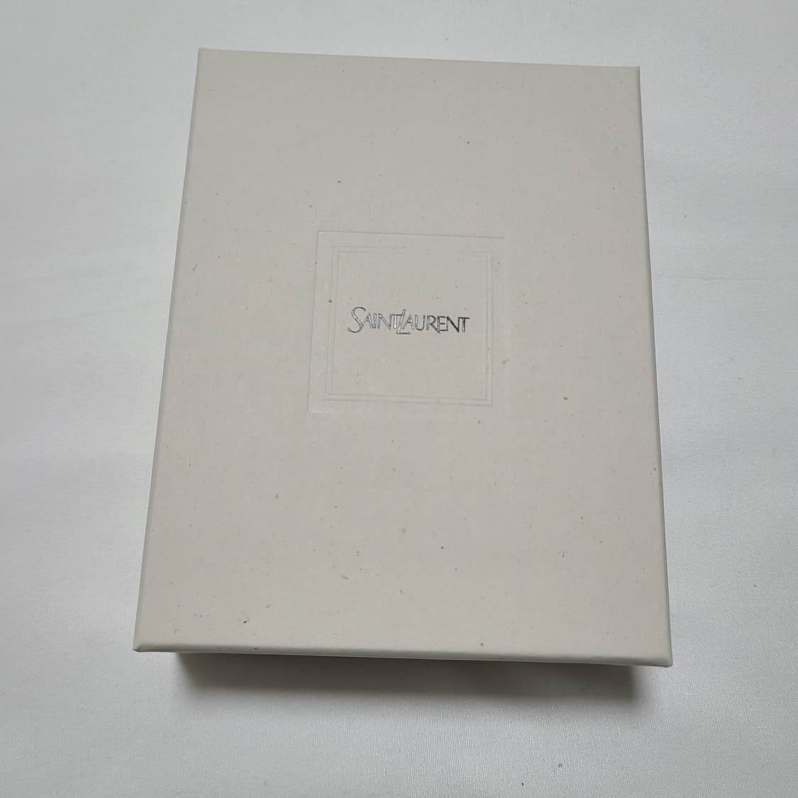 생로랑 카산드라 마틀라세 모노그램 카드지갑 블랙 금장 상품이미지8